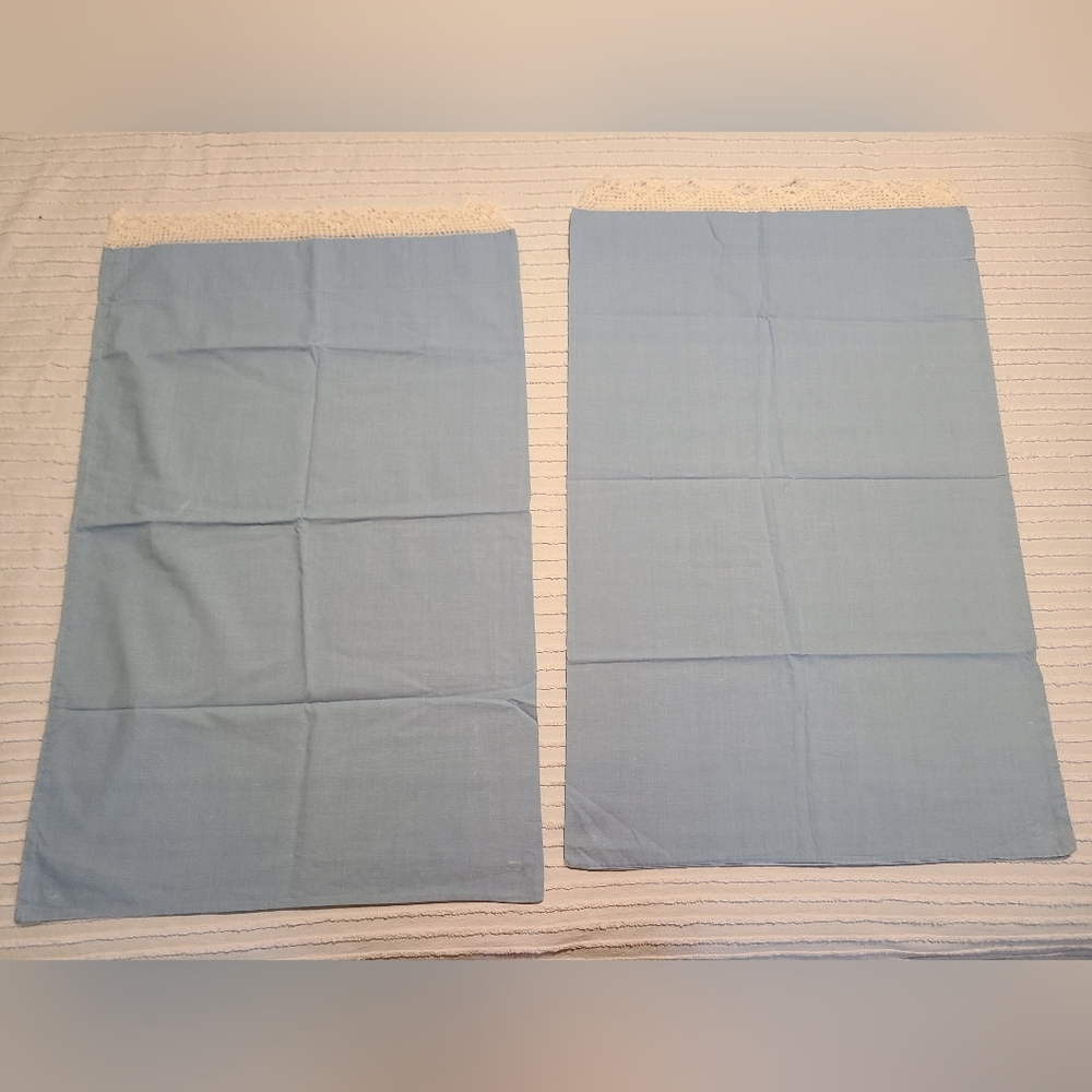 Vintage Hand Knit/Crochet Trimmed Blue Standard Pillow Case Set